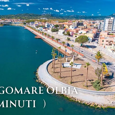 Luxury In Olbia, Terrazza & Cinema Όλμπια