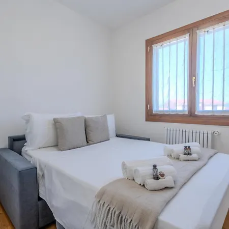 Luxury In Olbia, Terrazza & Cinema