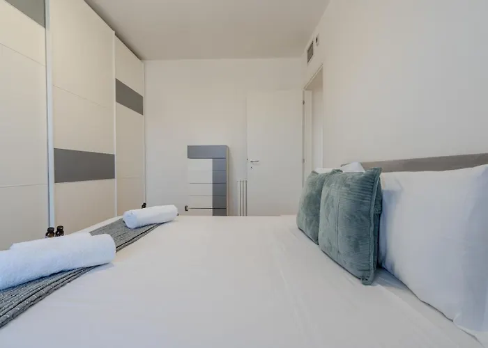 Appartement Luxury In Olbia, Terrazza & Cinema *